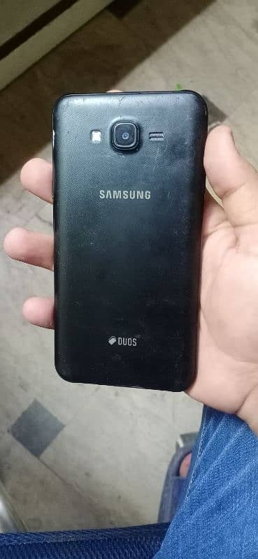 samsung j7 core. . . . . . . 2/16gb 4