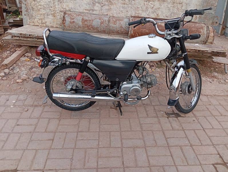 Honda CD 70 model 2022 0