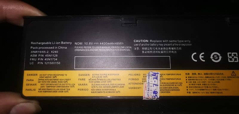 Lenovo T450) battery for sale brand new 1