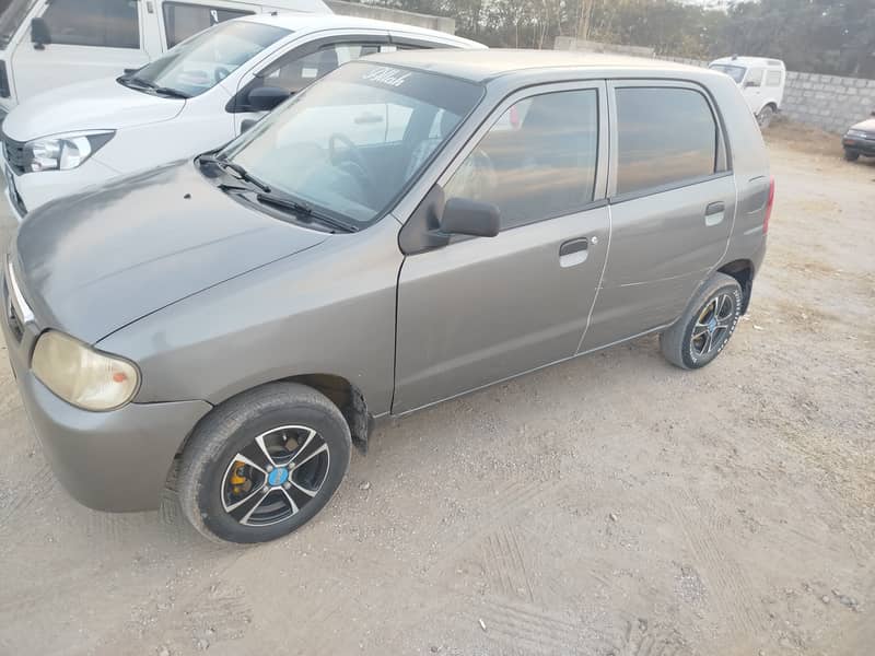 Suzuki Alto 2011 4