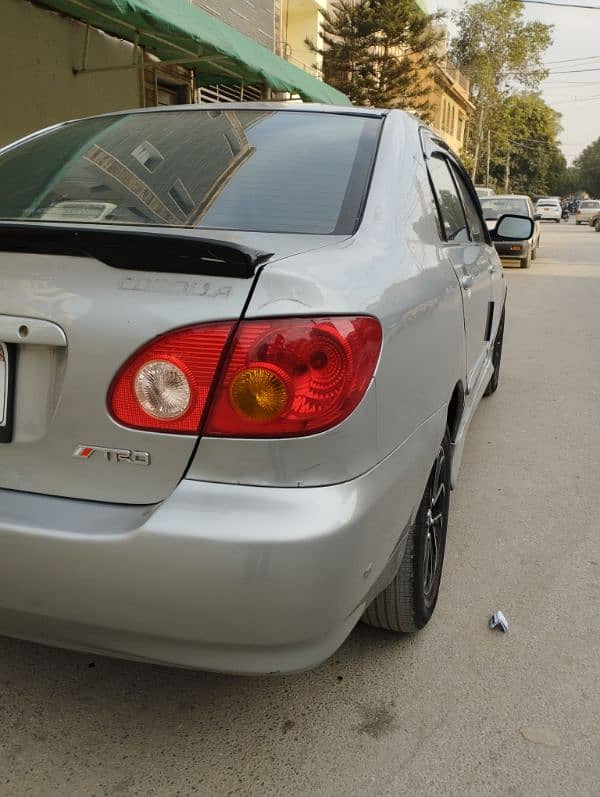 Toyota Corolla SE Saloon 1.6 2004 4