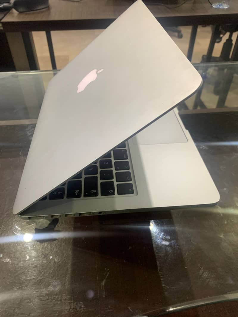 Macbook Pro 13 inch, Early 2015 4