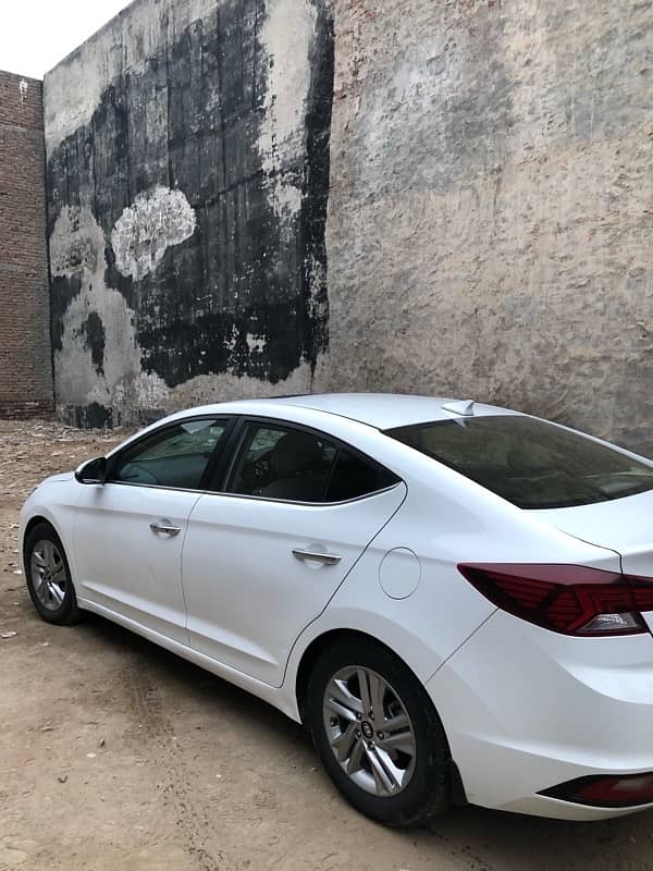 Hyundai Elantra 2.0 2021 GLS 4