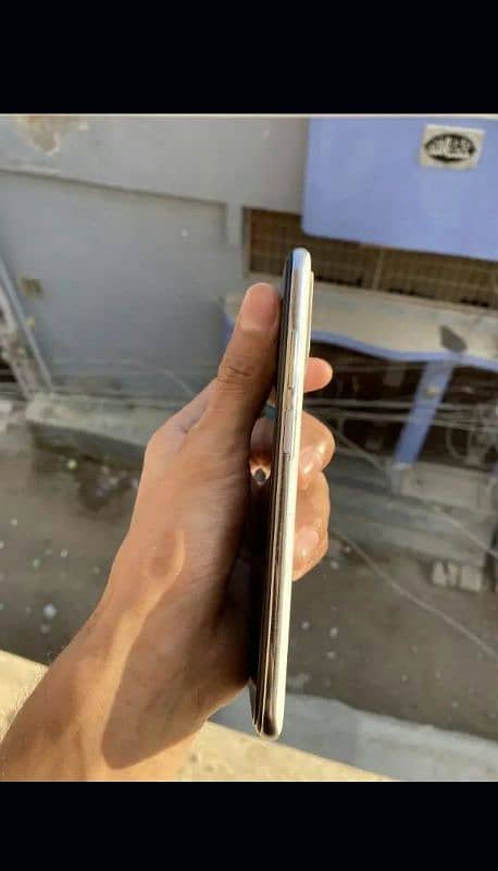 REDMI NOTE 10S WITH BOX CHARGER ORIGINAL 8+4/128 PTA ALL OKAY AMOLED 2