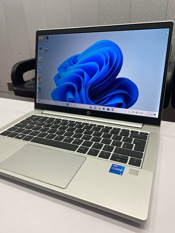 HP probook 430g8 |Core i5-11th gen | 8/256 SSD 4