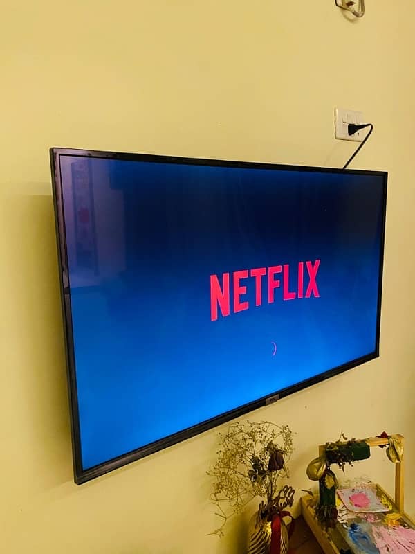 43” Tcl Android TV 43S5200 2