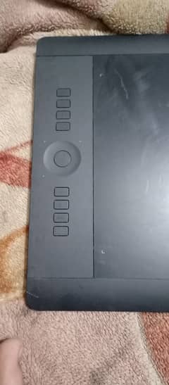 Wacom Intuos Large Drawing Tablet Read Ad