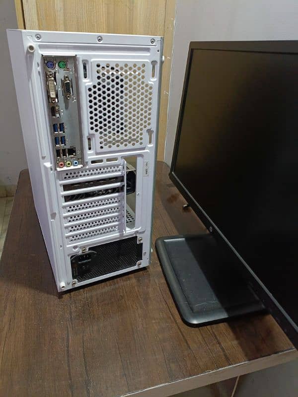 Powerful Gaming and Rendering PC in Lahore 1