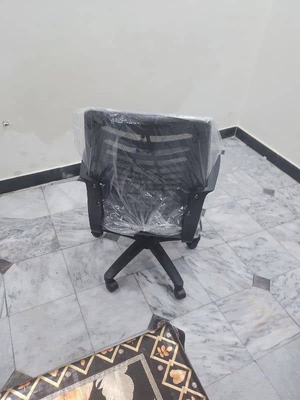 revoving chair 2