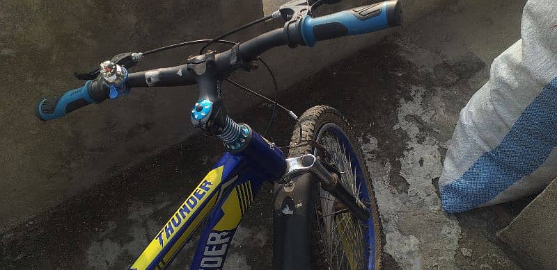 Thunder BMX Blue Cycle 1