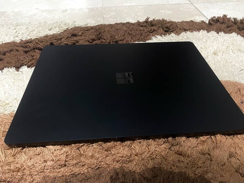 Surface Laptop 3 (13.5”) – i7 10th Gen | 16GB RAM | 256GB SSD 3