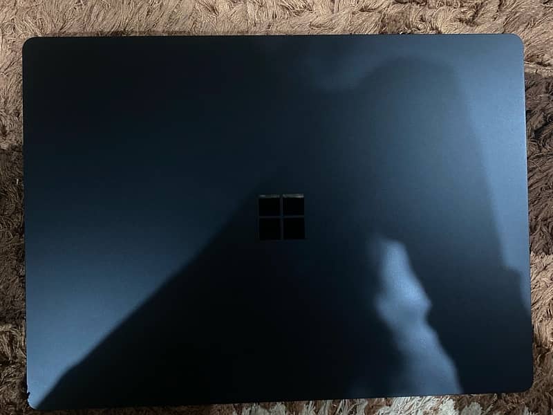 Surface Laptop 3 (13.5”) – i7 10th Gen | 16GB RAM | 256GB SSD 9