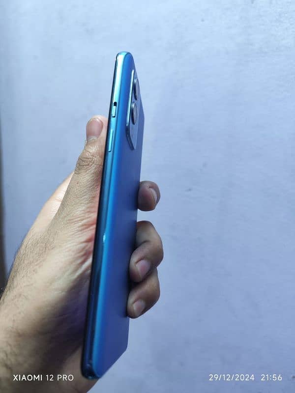 OnePlus 9 (5G) 3