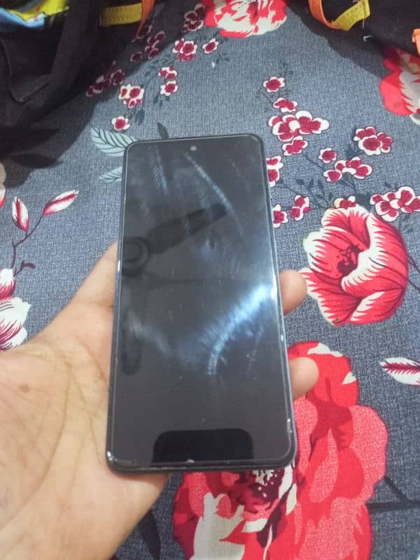 4+4 128 gb argat sale final ha fazol log dor rahe 5