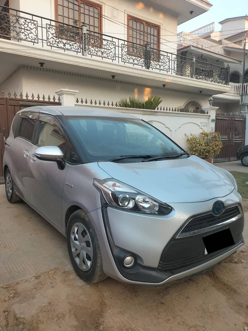 Toyota Sienta G 2017 Top Of The Line 0