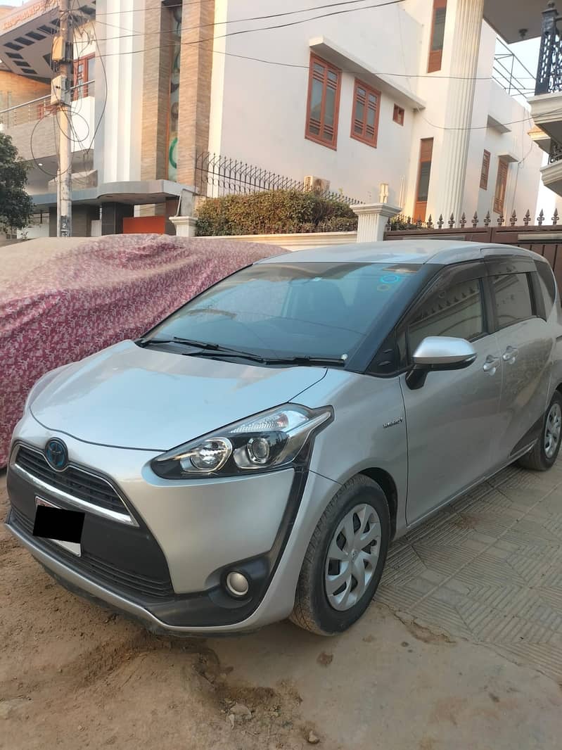 Toyota Sienta G 2017 Top Of The Line 2