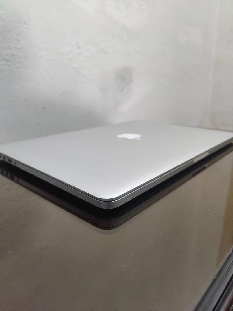 MACBOOK PRO 2015 MODEL 15"( 0332-5285444) WHATS APP 2