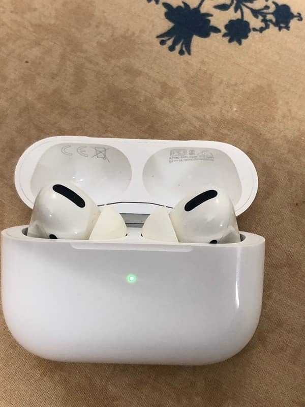 Airpod Pro 1st generation 10/10 3