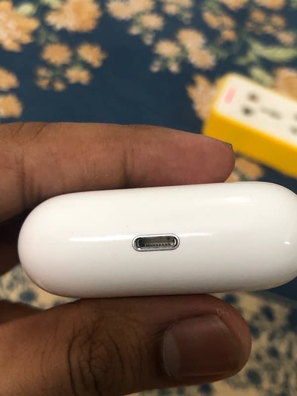 Airpod Pro 1st generation 10/10 7