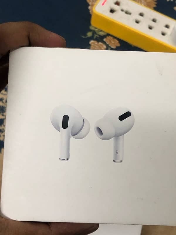 Airpod Pro 1st generation 10/10 9