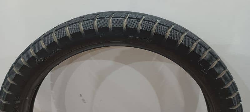 90-90-18 Tyre for Sale 3