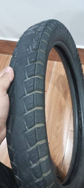 90-90-18 Tyre for Sale 7