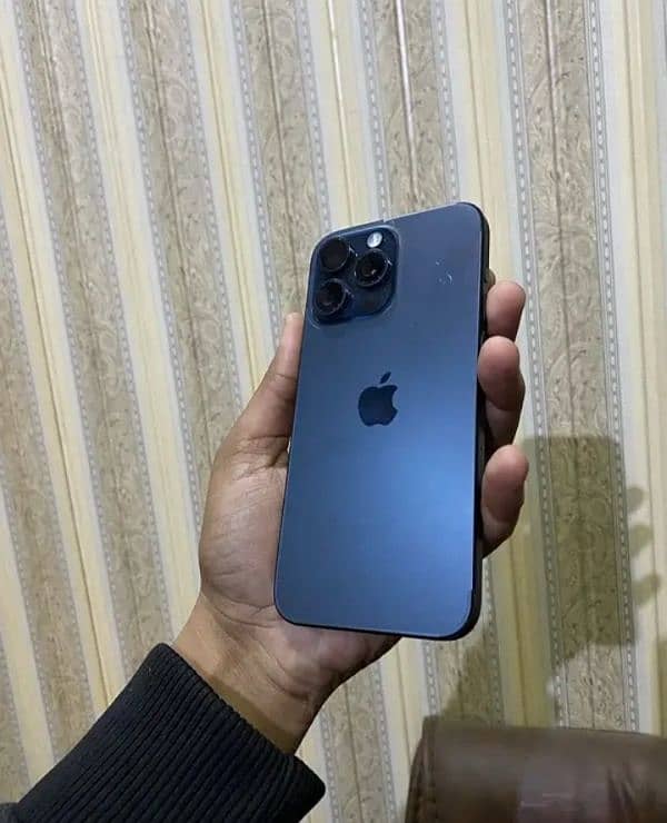 I phone 15 pro max 256 Blue 0