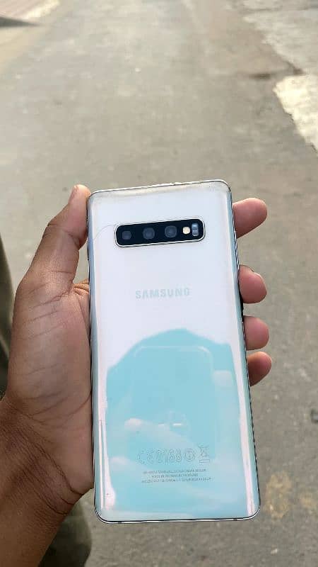 Samsung s10 plus  condition 10 by 9 A one mobile 1