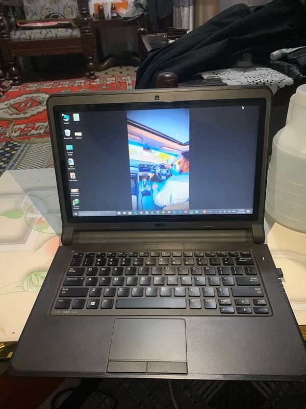 Dell Core I5 Touch screen 2