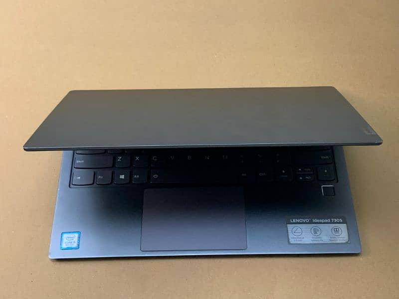 Lenovo ideapad 730S 5