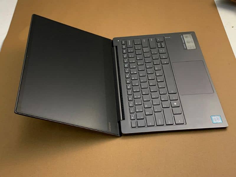 Lenovo ideapad 730S 6