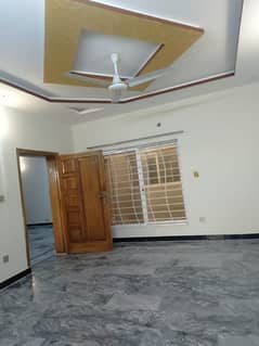 G-15 Upper Portion For Rent 12 Marla with all facility