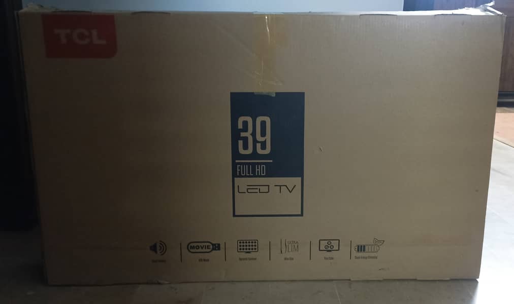 TCL LED TV 39 inches HD Display urgent sale 0