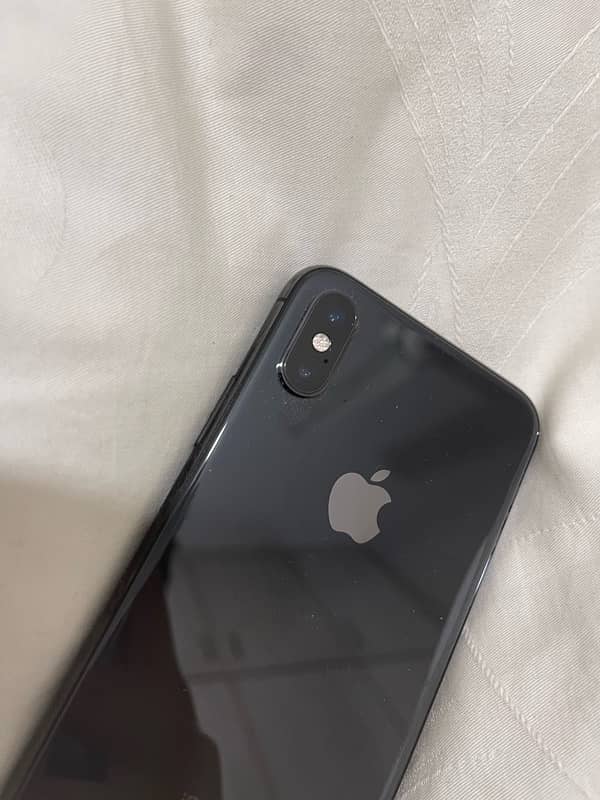 iPhone Xs 256GB PTA Approved - Jet Black 2