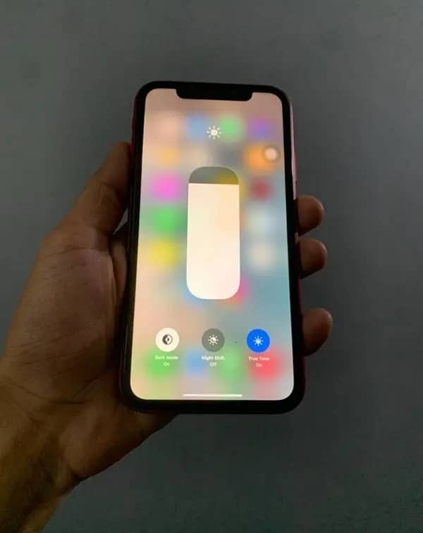 IPHONE 11 water pack 64 GB 1