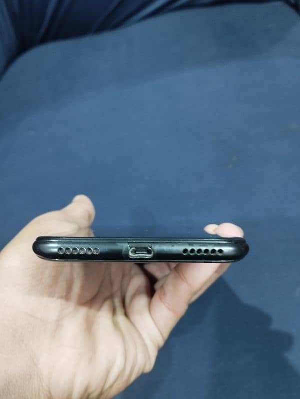 Huawei y6 prime 2019 2gb ram 32gb rom 3