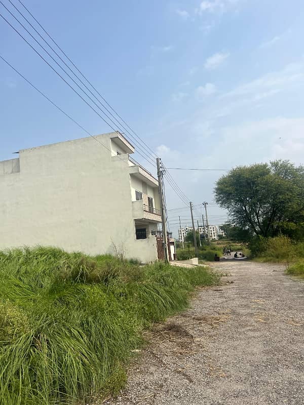 8 Marla Level Front open Plot Near to Markaz and Double Road For sale 8