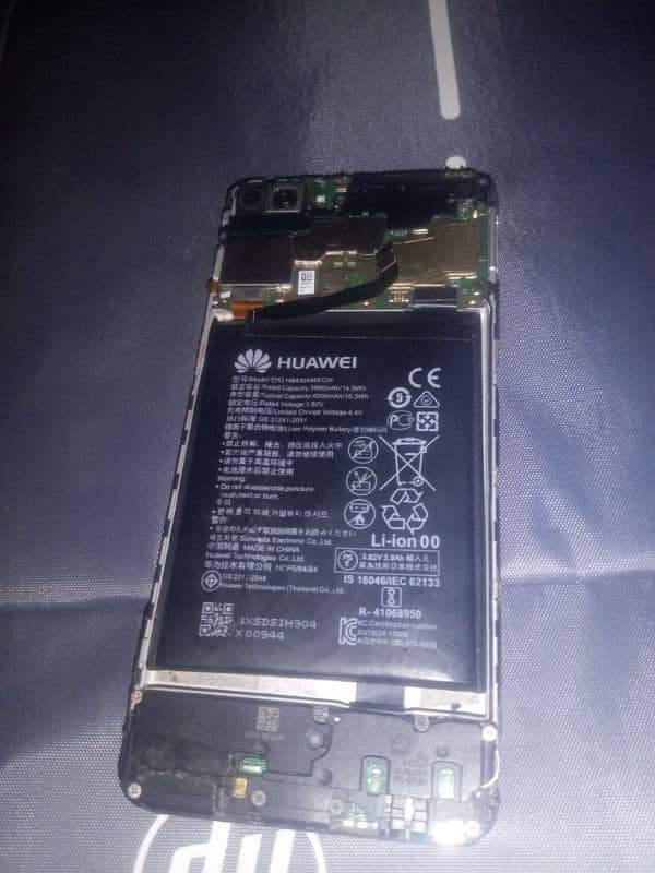 Huawei y9 Only Bord 1