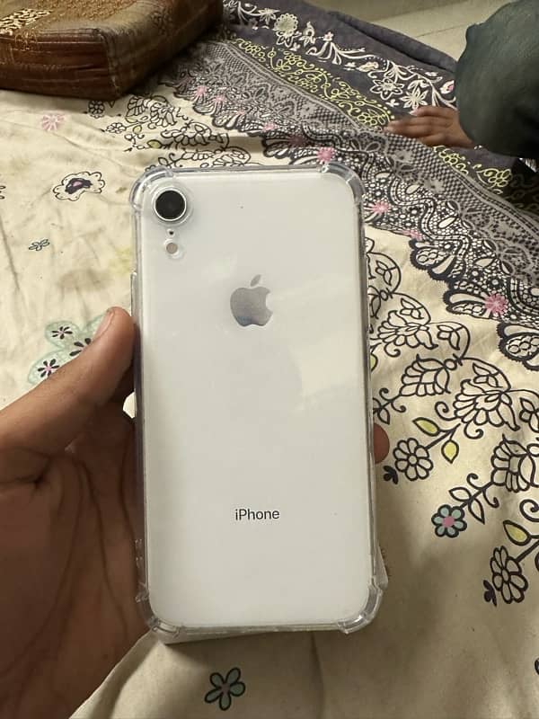 iPhone XR 128Gb Dual sim Pta Approved 3