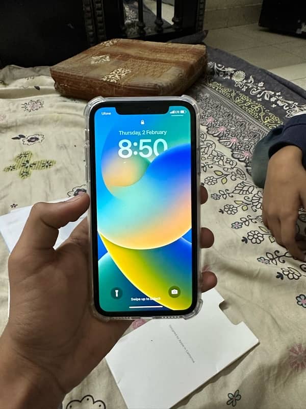 iPhone XR 128Gb Dual sim Pta Approved 5