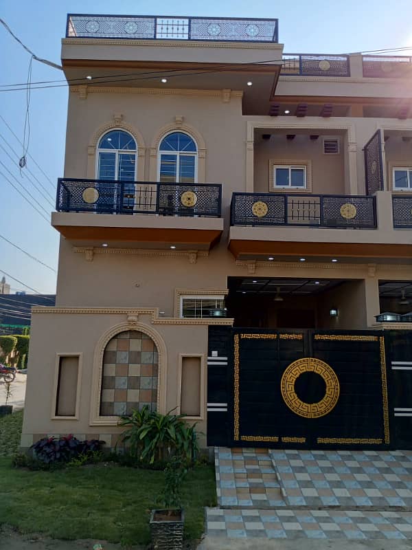 Corner House In Military Accounts Housing Society Available For Rs. 17500000 0