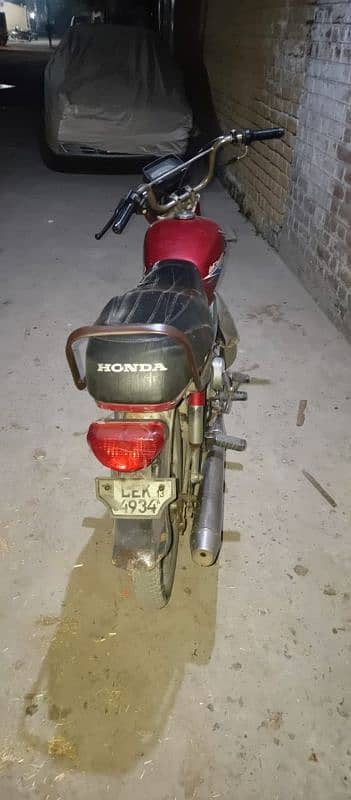 Honda CD 70 4