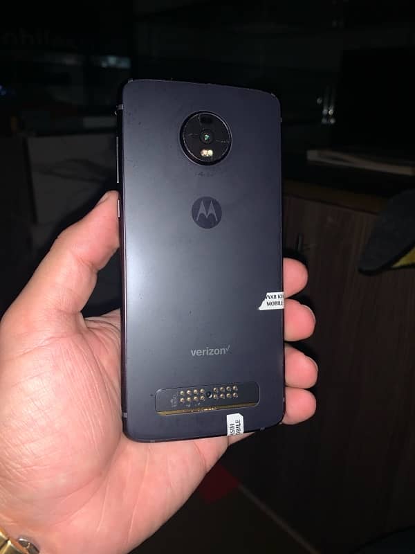 Moto z4 0