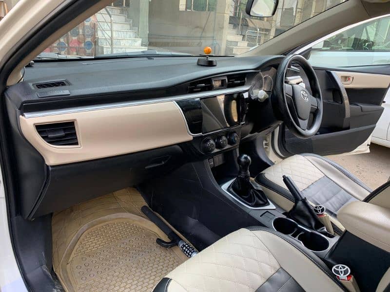 Toyota Corolla GLI 2015 model For Sale 5