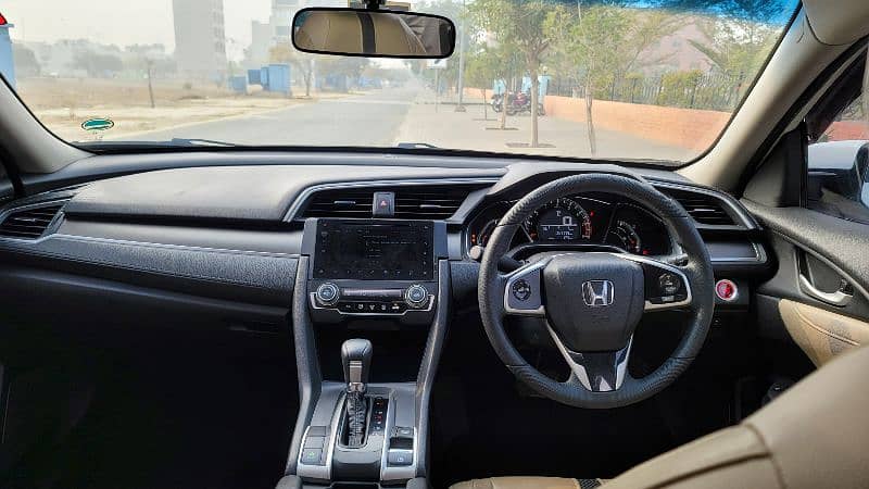 Honda Civic Oriel 1.8 i-VTEC 16