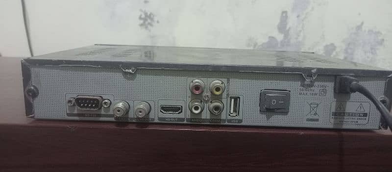 Star track digital satellite receiver ST 6200 1