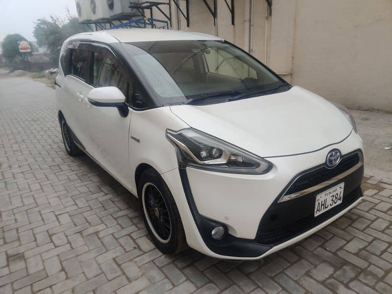 Toyota Sienta 2016/22 better than BRV 1