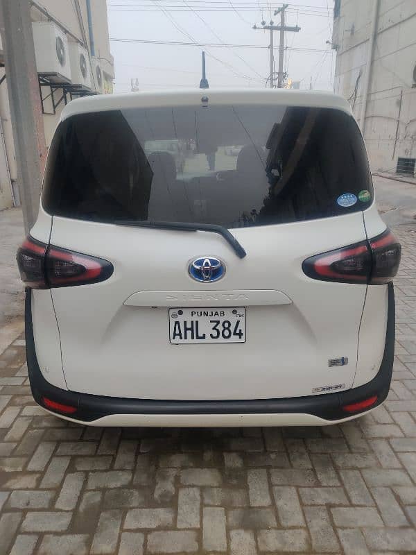 Toyota Sienta 2016/22 better than BRV 3