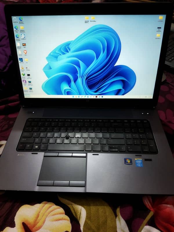 Zbook 17 G2 (4th Generation) 0