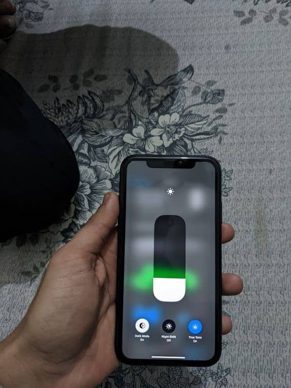 iphone 11 64 gb 0